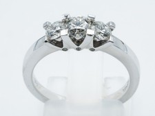 Bague jarretiere blanc d'occasion  Saint-Alban-Leysse