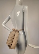BUSTLE BOBINA TRIPLA VITORIANA DO SÉCULO 19 PARA VESTIDO COM TRAVESSEIRO RECHEADO comprar usado  Enviando para Brazil