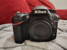 CORPO da câmera Nikon D7200 somente em estado perfeito com contagem de 4.096 obturador comprar usado  Enviando para Brazil