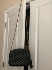 Usado, Bolsa tiracolo corrente pulseira trançada em couro dourado e preto, pequena comprar usado Usado, Bolsa tiracolo corrente pulseira trançada em couro dourado e preto, pequena comprar usado  Enviando para Brazil