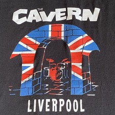 Camiseta THE CAVERN Liverpool Legendary Music Venue. Beatles pequenos (NV) usados comprar usado  Enviando para Brazil