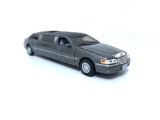 Kinsmart lincoln town for sale  PETERBOROUGH