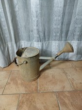 Innaffiatoio antico metallo usato  Latiano