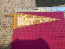 Vintage souvenir pennant d'occasion  Expédié en Belgium