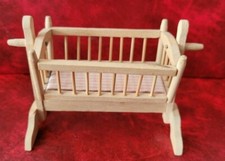 Wooden crib for d'occasion  Expédié en Belgium
