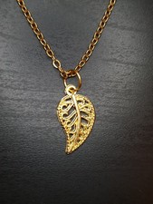 Collier feuille d'occasion  Goussainville