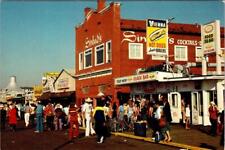 Cartão postal Santa Monica, Califórnia PIER Sinbad's~Cocky Moon Snack Bar 4X6 comprar usado  Enviando para Brazil