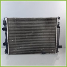 Radiatore motore nissan usato  Cona