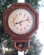 Antique 1900 waterbury for sale  Sauk Rapids