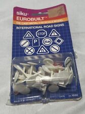 Usado, Placas de trânsito internacionais modelo escala 1/55 metal fundido Eurobuilt Siku comprar usado  Enviando para Brazil