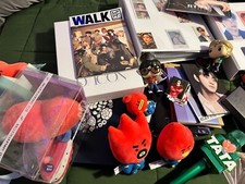 Kpop album bundle for sale  Crosby