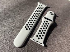 Apple Watch Nike pulseira esportiva NikeLab osso claro/preto 42mm comprar usado Apple Watch Nike pulseira esportiva NikeLab osso claro/preto 42mm comprar usado  Enviando para Brazil