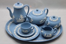 Vintage wedgwood miniature for sale  Daphne