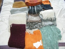 Bundle 14x scarves for sale  TIPTON
