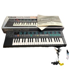 Teclado Yamaha PortaSound PSS-170 banco de voz 44 teclas testado e funcionando na caixa comprar usado Teclado Yamaha PortaSound PSS-170 banco de voz 44 teclas testado e funcionando na caixa comprar usado  Enviando para Brazil