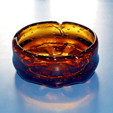 Gros cendrier verre d'occasion  Ploëzal