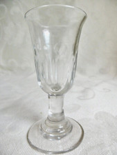 Ancien petit verre d'occasion Ancien petit verre d'occasion  Plouay