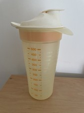 Shaker tupperware 500 d'occasion  Sauveterre-de-Guyenne