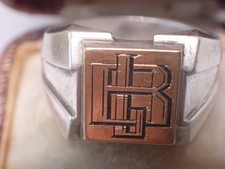 Ancienne bague chevalière d'occasion Ancienne bague chevalière d'occasion  Chantelle