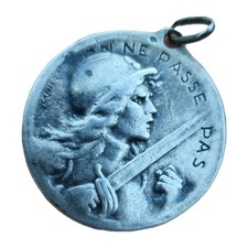 Verdun 1916 médaille d'occasion  Bruay-sur-l'Escaut