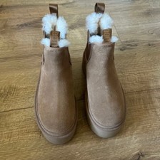 Uggs for sale  SOUTHEND-ON-SEA