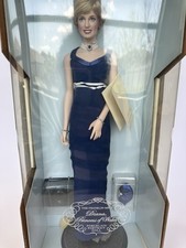 Vestido azul The Franklin Mint Diana Princesa de Gales boneca retrato porcelana comprar usado  Enviando para Brazil