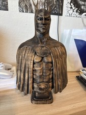 Statua batman usato  Spedire a Italy