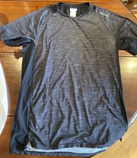 Pantaloncini maglietta decathl usato  Roma