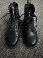 Martens 1460 karton gebraucht kaufen Martens 1460 karton gebraucht kaufen  Berlin