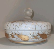 Usado, Caixa de cômoda de vidro acetinado vintage com estojo branco esmalte floral ouro branco joia  comprar usado  Enviando para Brazil