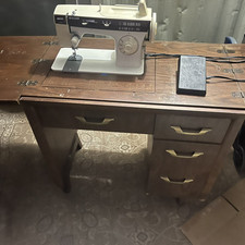 Singer sewing machine for sale  Douglasville