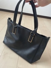 Bolsa de negócios de couro sintético preto com decoração de metal, usada comprar usado Bolsa de negócios de couro sintético preto com decoração de metal, usada comprar usado  Enviando para Brazil