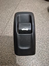 Interrupteur button capotage d'occasion Interrupteur button capotage d'occasion  Langon