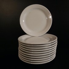 Round dessert plates d'occasion  Expédié en Belgium