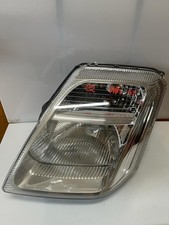 Faro fanale anteriore usato Faro fanale anteriore usato  Italia