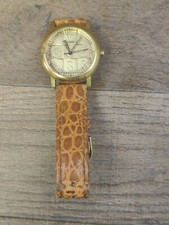 Relógio masculino Guess dourado com bateria nova comprar usado Relógio masculino Guess dourado com bateria nova comprar usado  Enviando para Brazil