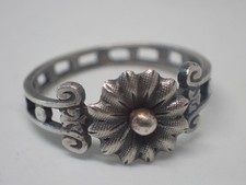 Belle petite bague d'occasion  Chantelle