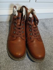Ladies caterpillar boots. for sale Ladies caterpillar boots. for sale  BRISTOL