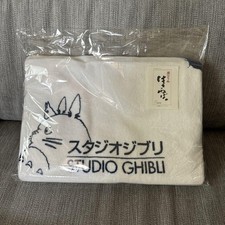 Serviette bain ghibli d'occasion  Expédié en France