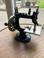 Antique singer mini for sale Antique singer mini for sale  NEWPORT