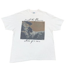 Camiseta Vintage Anos 90 U2 One Tour Extra Grande 'Smell The Flowers While You Can' 1991 Rock comprar usado Camiseta Vintage Anos 90 U2 One Tour Extra Grande 'Smell The Flowers While You Can' 1991 Rock comprar usado  Enviando para Brazil