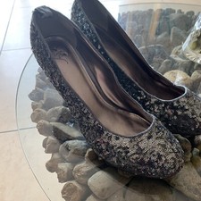 Ladies evans essence for sale  PRESTON