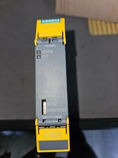 Relè sicurezza siemens usato  Italia