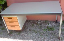 Bureau metal design d'occasion Bureau metal design d'occasion  Annemasse
