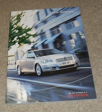 Toyota avensis brochure for sale  SOUTHAMPTON