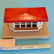 Kibri zeitungskiosk blech gebraucht kaufen Kibri zeitungskiosk blech gebraucht kaufen  Wächtersbach