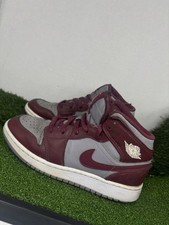 Tênis esportivo Big Kids Nike Air Jordan 1 Mid GS Cherrywood vermelho tamanho 4Y comprar usado  Enviando para Brazil