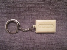 Porte clefs publicitaire d'occasion  Champs-sur-Marne