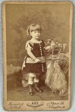 CDV MENINA CAVALO DE MADEIRA BRINQUEDO CHICOTE FOTO ANTIGA TURNER KILLICK ISLINGTON ANTIGA, usado comprar usado  Enviando para Brazil