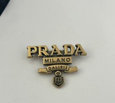 Prada brooch pin d'occasion  Expédié en Belgium